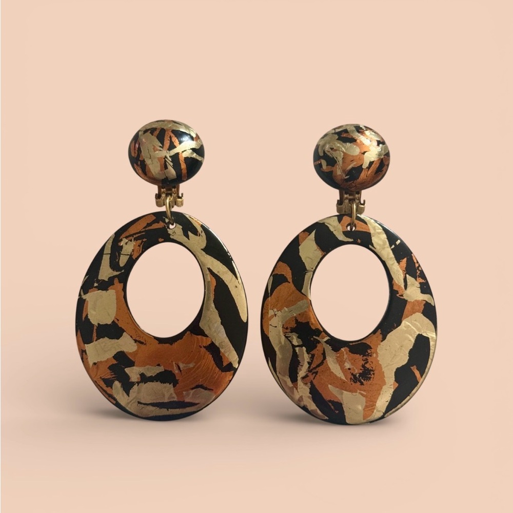 Vintage Lightweight Painted Black Gold & Copper Clip On Earrings
